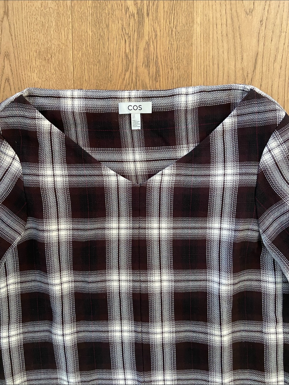 COS Checked V-Neck Top - Picture 12 of 13